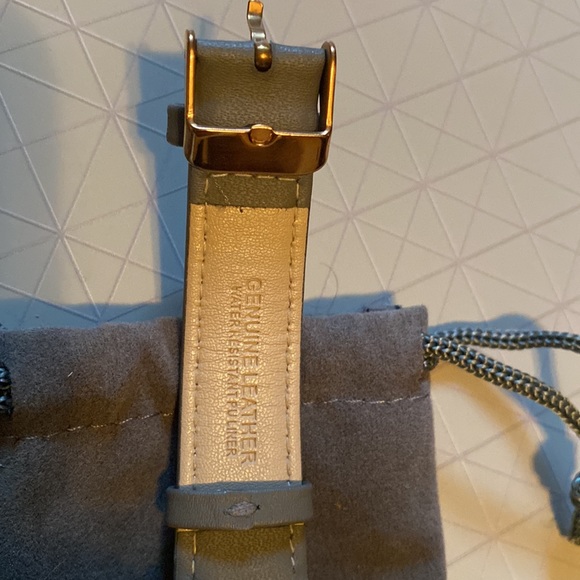 Monroé Rose Gold Charcol Leather Watch - Picture 5 of 6